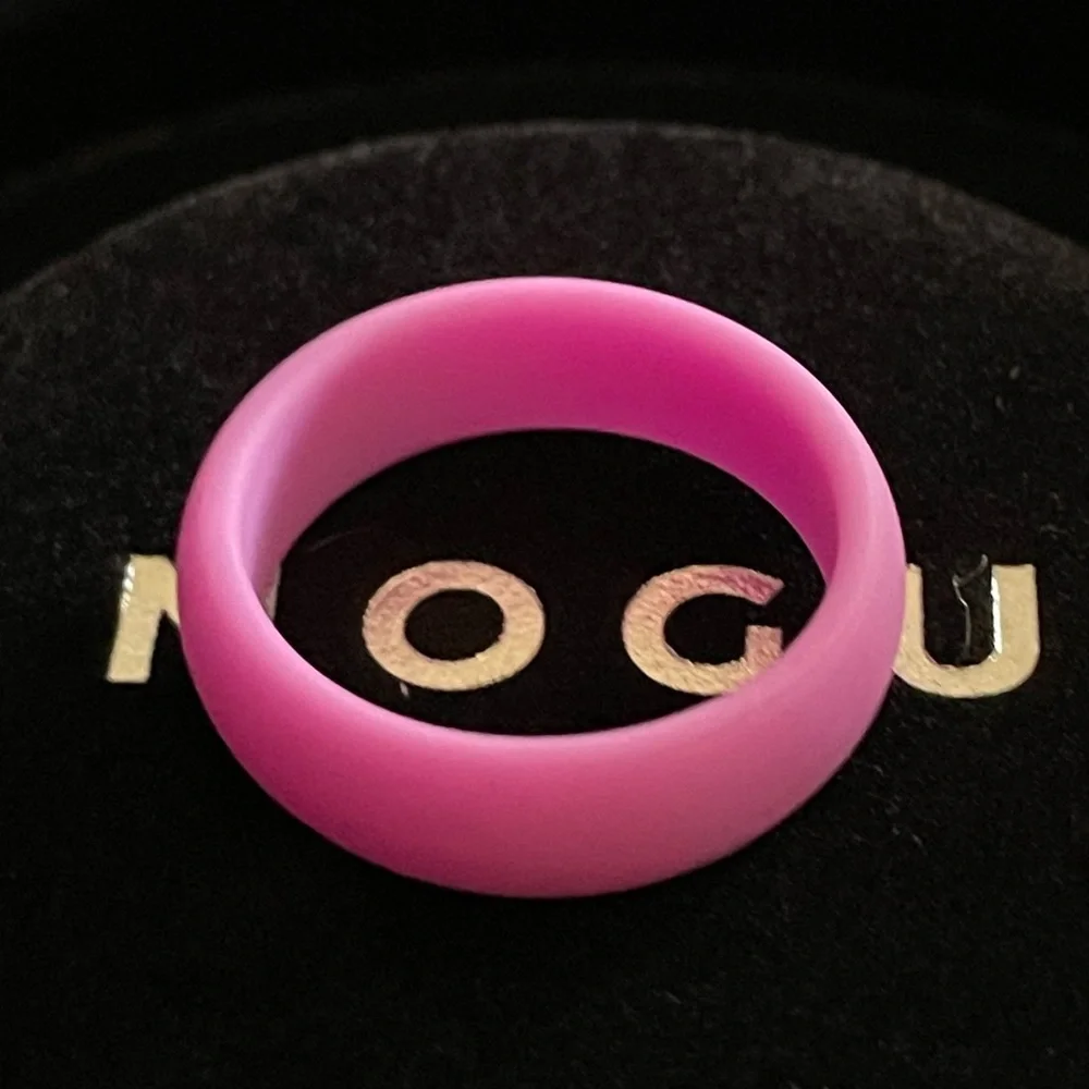 NEW Men’s Purple Lightweight Silicone Universal Ring (Multiple Sizes)